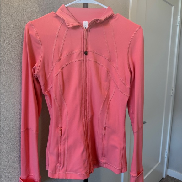 Lulu lemon women’s define jacket 

Color: coral
Original price: 128 - Picture 1 of 9